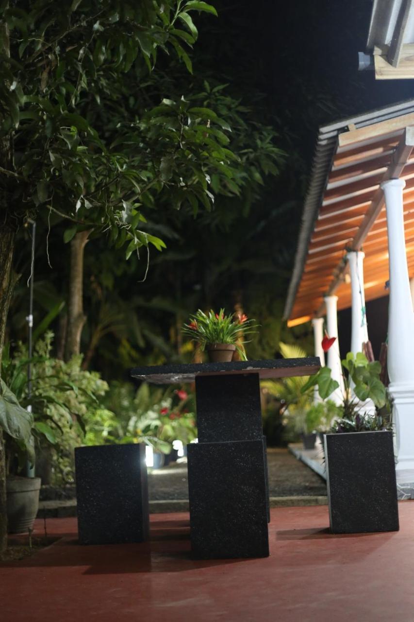 Bakery Family Guest House 米瑞莎 外观 照片