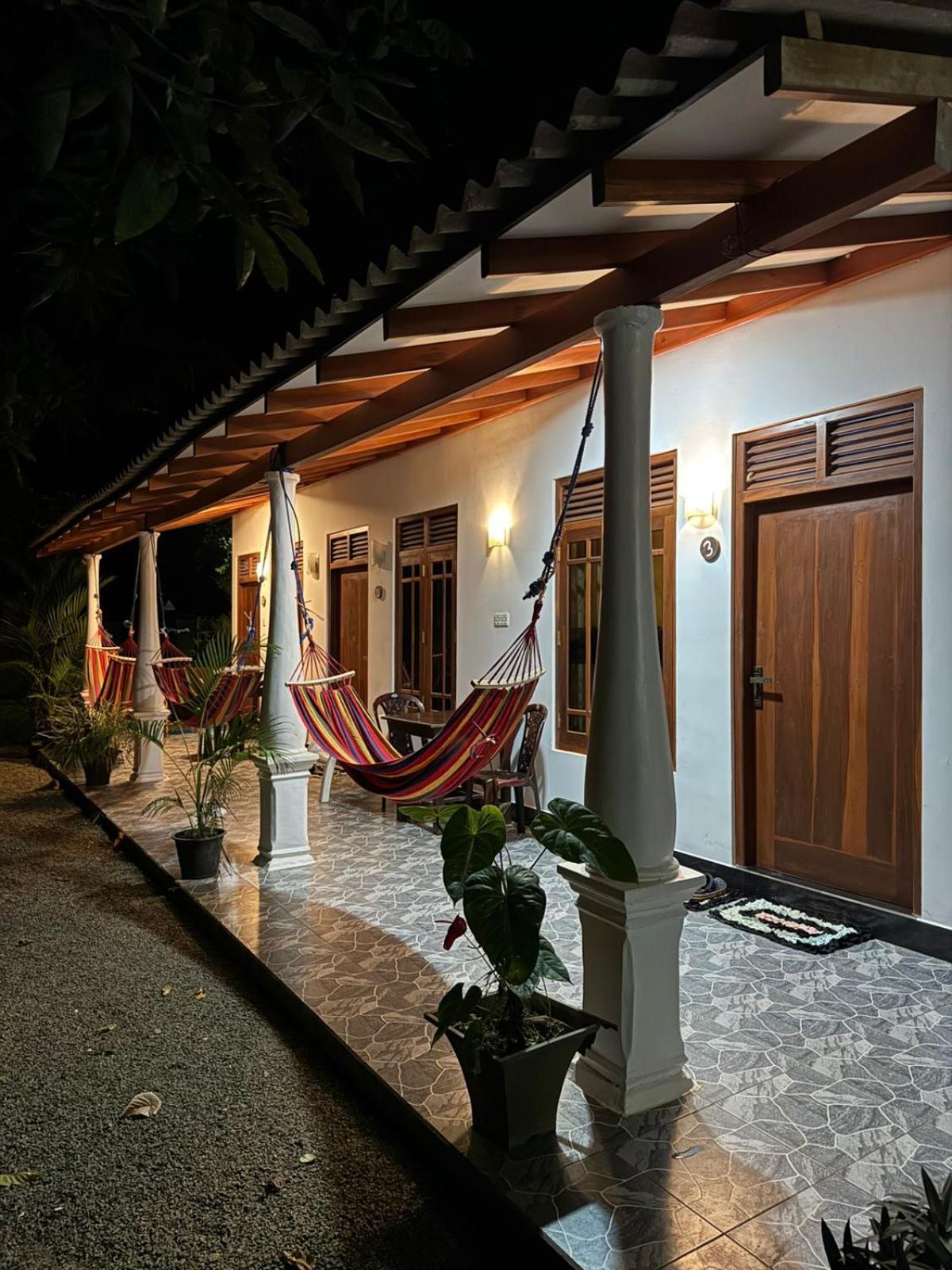 Bakery Family Guest House 米瑞莎 外观 照片
