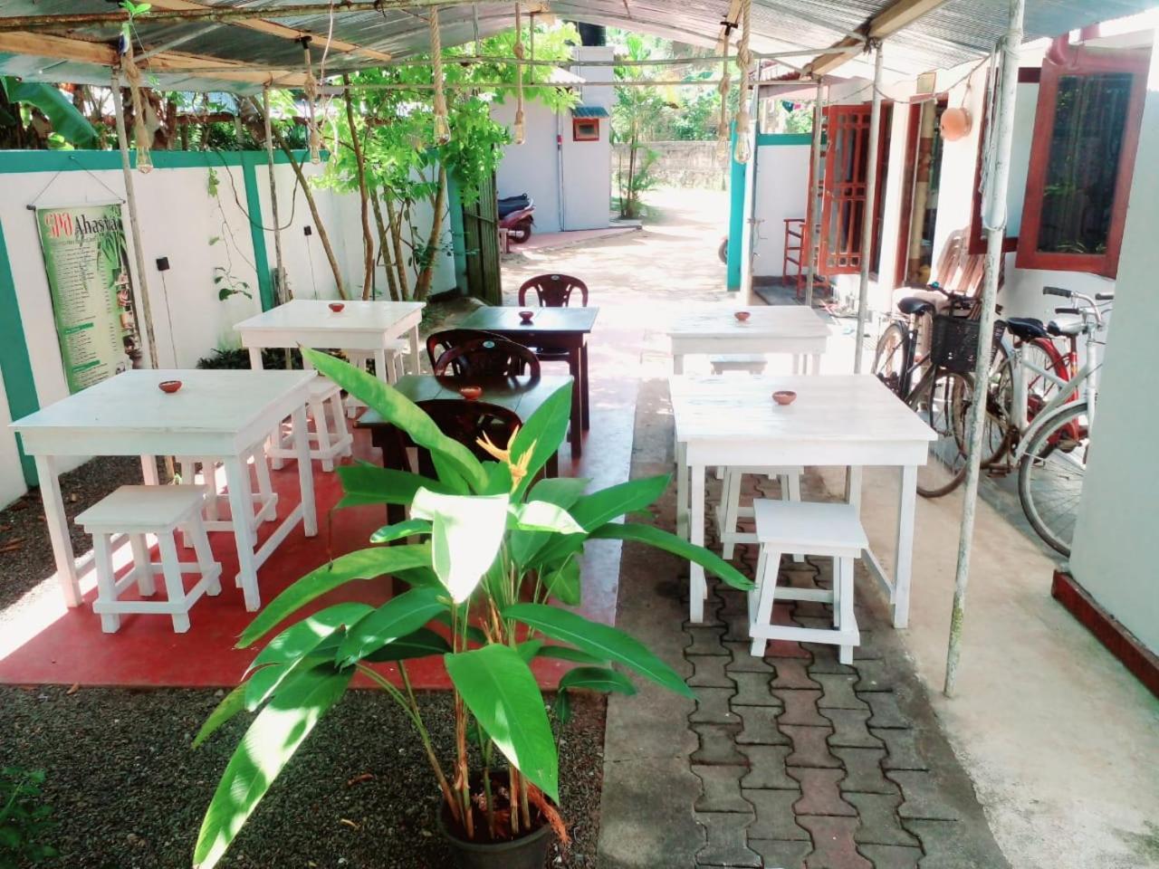 Bakery Family Guest House 米瑞莎 外观 照片